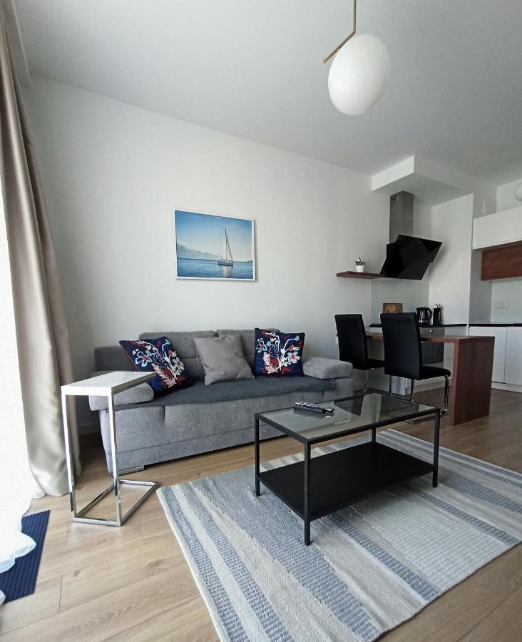 Cozy Apartment In Wilanow Варшава Екстериор снимка